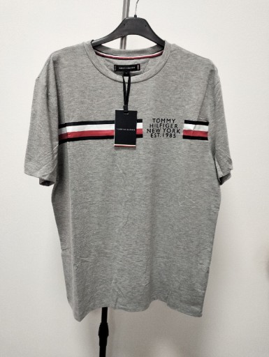 Zdjęcie oferty: T-SHIRT MĘSKI.r.XL.TOMMY HILFIGER.NOWA.OUTLET