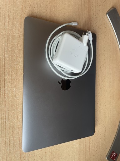Zdjęcie oferty: Apple MacBook PRO 13 Touch Bar i7 16GB RAM 1TB SSD