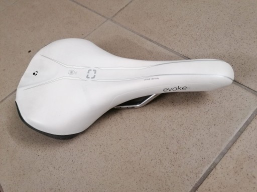 Zdjęcie oferty: Siodełk Bontrager Evoke RL WSD 154cm jak NOWE