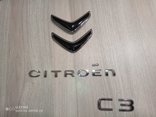 Zdjęcie oferty: Emblemat Citroen na klapę i napis Citroen C3 2016-