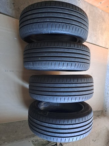 Zdjęcie oferty: Opony Goodyear 215/50 R19 93T Letnie