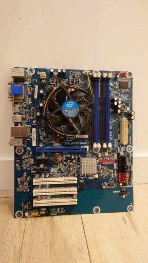 Zdjęcie oferty: Płyta Główna Intel LGA 1156 uszkodzona