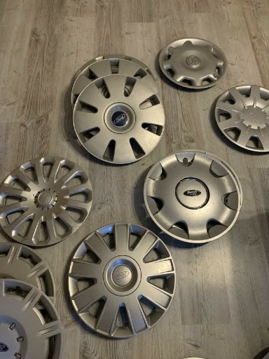 Zdjęcie oferty: Kołpaki ford 16"