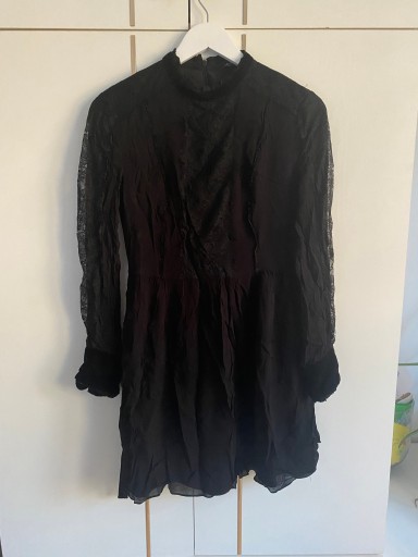 Zdjęcie oferty: Mała czarna sukienka mini koronki Zara M/38