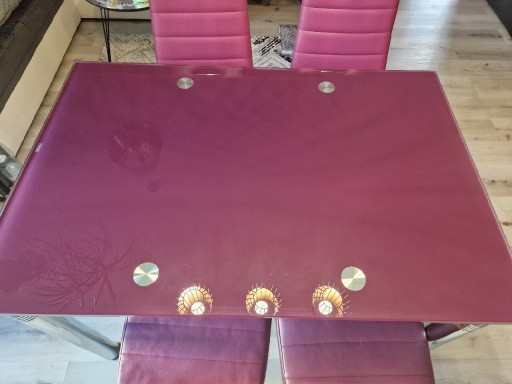 Zdjęcie oferty: Stół szklany rozkładany fioletowy + 4 krzesła