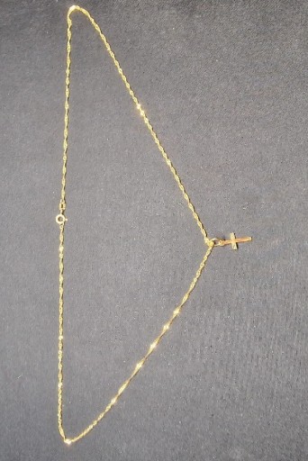 Zdjęcie oferty: Złoty łańcuszek z krzyżykiem 2,21gr P. 585 piekny