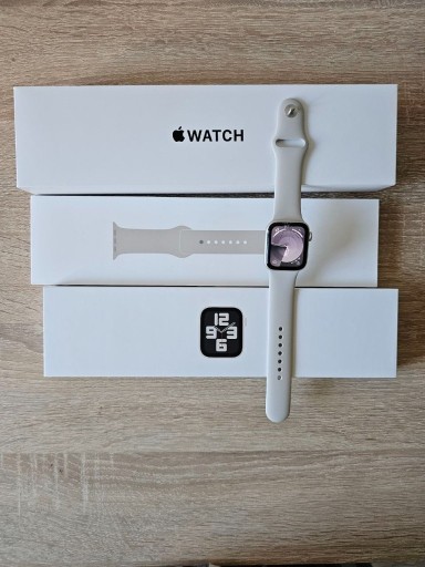 Zdjęcie oferty: Apple Watch SE (2nd Gen) 40mm