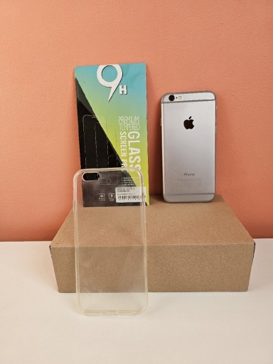 Zdjęcie oferty: Smartfon Apple iPhone 6 1 GB / 32 GB szary