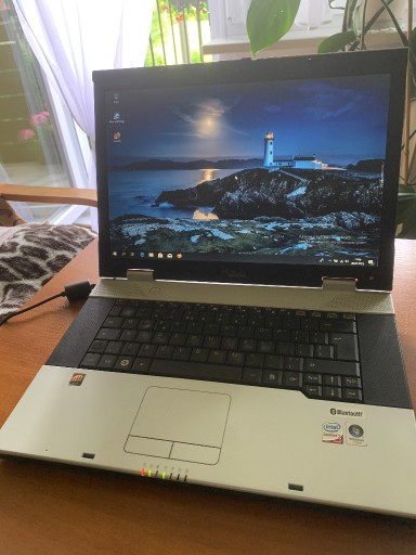 Zdjęcie oferty: Fujitsu Siemens Esprimo Mobile V6545+torba