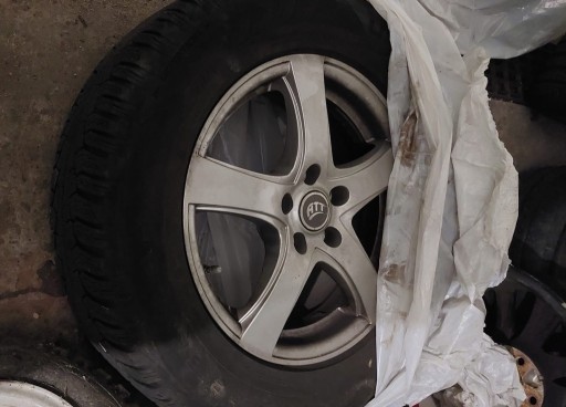 Zdjęcie oferty: felgi alu z oponami Uniroyal Winter Opel Mokka 215 65 R16 z czujnikami