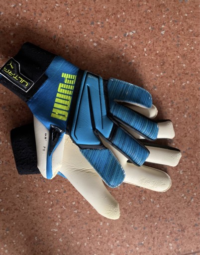 Zdjęcie oferty: Rekawice Bramkarskie Puma Hybrid ultra Grip 1