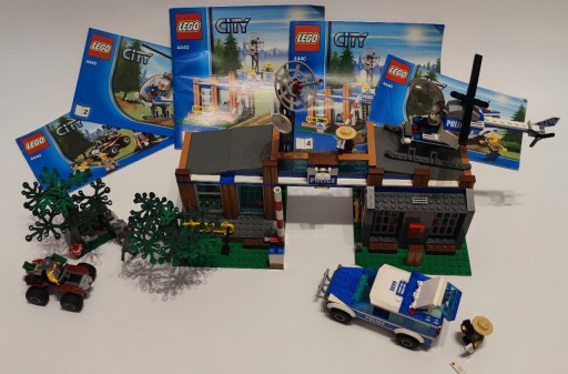 Zdjęcie oferty: LEGO City 4440 - Leśny posterunek policji 