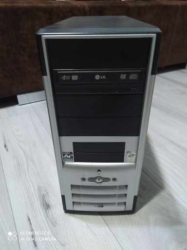 Zdjęcie oferty: Komputer stacjonarny, Windows 7 , 3gb ram