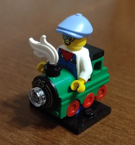 Zdjęcie oferty: LEGO Minifigures - SERIA 25 Dziecko w Pociągu71045