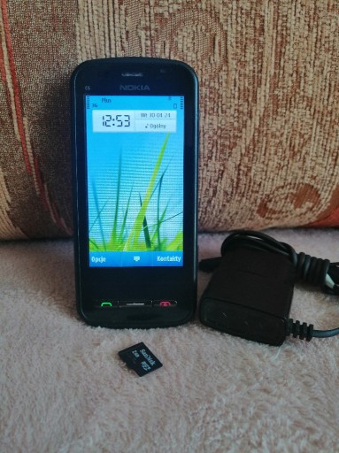 Zdjęcie oferty: Nokia C6 Ładowarka + Karta Pamięci