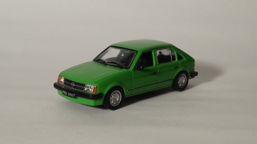 Zdjęcie oferty: Volkswagen VW Golf 1  skala 1:43 (181)