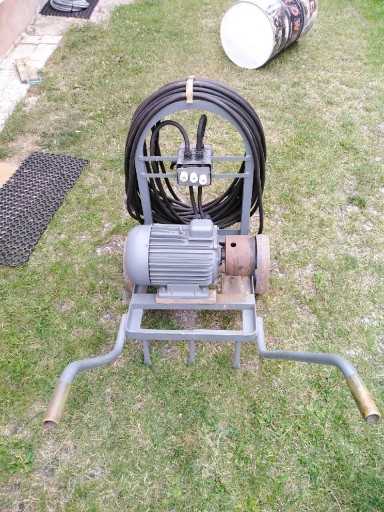 Zdjęcie oferty: Silnik Elektryczny 7,5 Kw 380V na wózku 