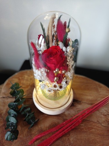Zdjęcie oferty: Szklana kopuła kompozycja kwiatów 
