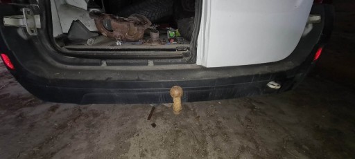 Zdjęcie oferty: Zderzak tył tylny Dacia Logan VAN