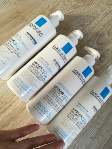 Zdjęcie oferty: La roche posay ap+lipikar BAUME 4szt