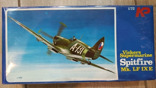 Zdjęcie oferty: Model do sklejania Spitfire Mk. LF IX E