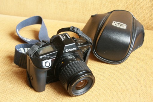 Zdjęcie oferty: Canon EOS 650 z ob.Canon 35-80 komplet z futerałem