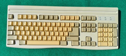 Zdjęcie oferty: Zabytkowa klawiatura Mitsumi KPQ-E99ZC-12