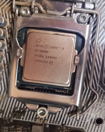 Zdjęcie oferty: Procesor Intel Core i5-6600K 4x3.5 GHz 6 MB Socket LGA 1151 SKYLAKE