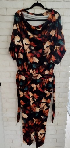 Zdjęcie oferty: Welurowa włoska ołówkowa sukienka plus size 46 48 