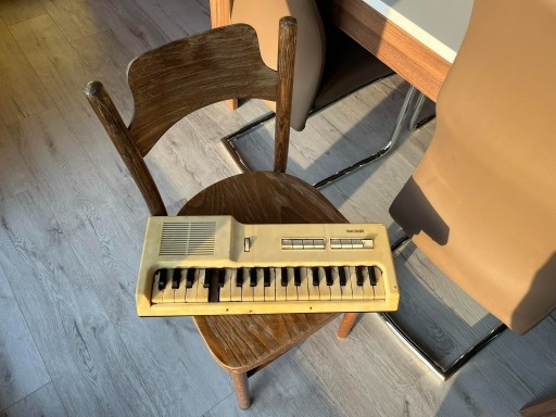 Zdjęcie oferty: Stare organy keyboard ZSRR retro