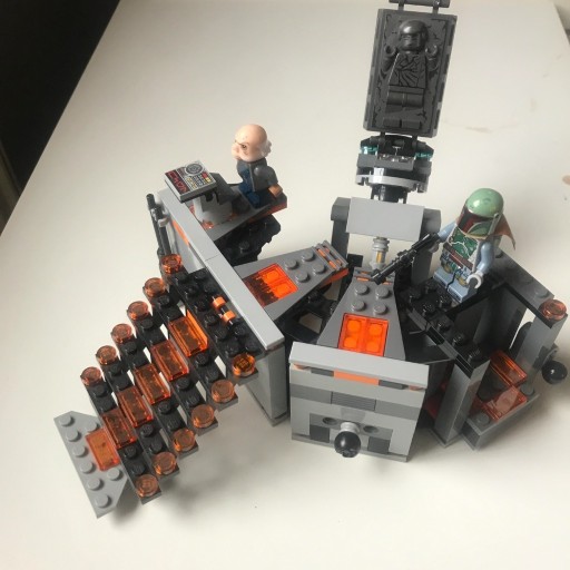 Zdjęcie oferty: LEGO Star Wars Komora do zamrażania 75137