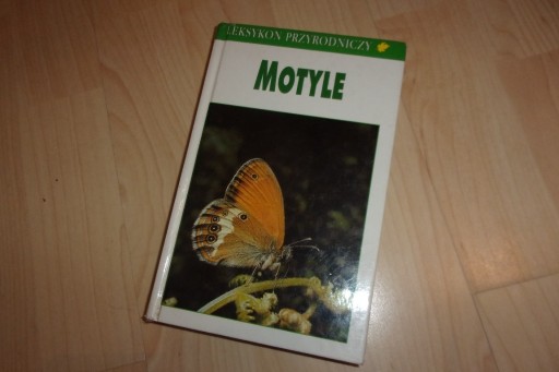 Zdjęcie oferty: motyle leksykon przyrodniczy