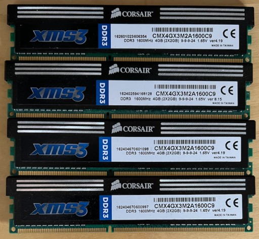 Zdjęcie oferty: Pamięć RAM 16GB (4x4GB) Corsair XMS3