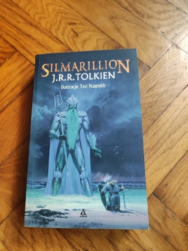 Zdjęcie oferty: J.R.R Tolkien - Silmarillion 