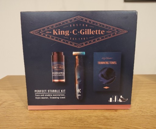 Zdjęcie oferty: King C Gillette Trymer+nawilżający krem+peleryna