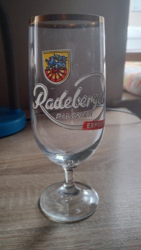 Zdjęcie oferty: Pokal Radeberger Pilsener - 0,3 litra 