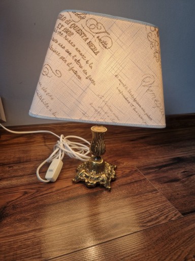 Zdjęcie oferty: Lampka mosiężna z abażurem