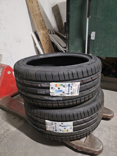 Zdjęcie oferty: 2 szt nowe opony Hankook Ventus S-1 Evo2 235/40R19 96Y XL K 117 letnie