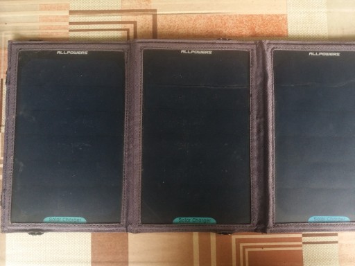 Zdjęcie oferty: Panel solarny turystyczny 5V 18w 5V18W 2xUSB