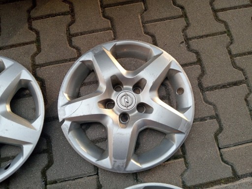 Zdjęcie oferty: Oryginalny kołpak strukturalny 16" Opel