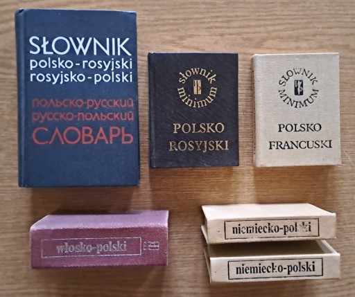 Zdjęcie oferty: 6 słowników minimum - rosyjski włoski, niemiecki, francuski po 5 zł, gratis