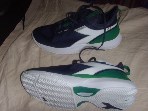 Zdjęcie oferty: Nowe tenisowe buty Diadora ostra jodła