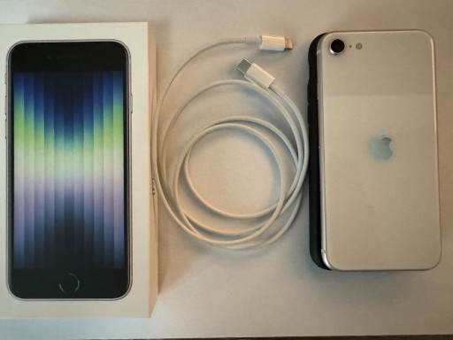 Zdjęcie oferty: iPhone SE (2022) 3 gen A2783 - 64GB - 100% bateria