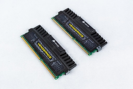 Zdjęcie oferty: 2x8GB Corsair Vangance 1866MHz CL10