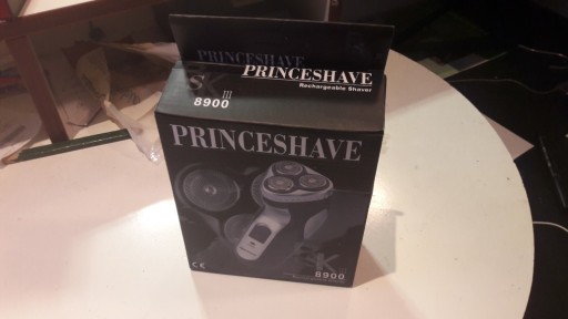 Zdjęcie oferty: Maszynka do golenia Princeshave 8900