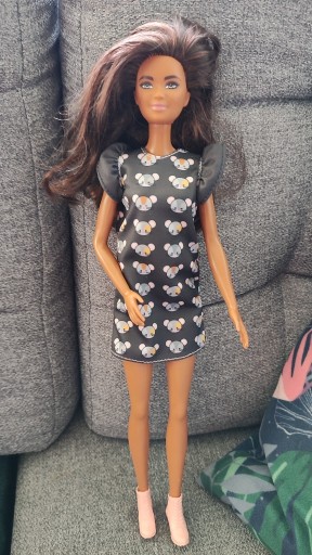 Zdjęcie oferty: Lalka barbie fashionistas 140 GHW54