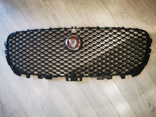 Zdjęcie oferty: F-Pace Grill kratka logo znaczek