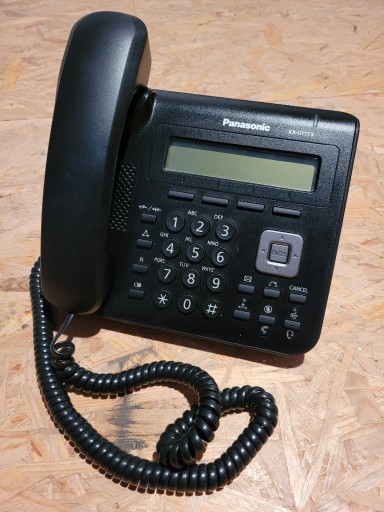 Zdjęcie oferty: cyfrowy telefon systemowy Panasonic KX-UT113NE-B