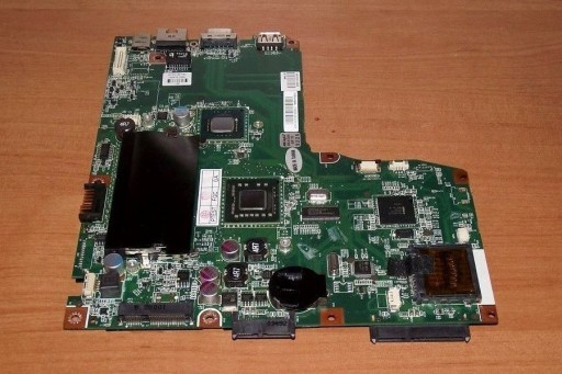 Zdjęcie oferty: Płyta gł. + procesor z laptopa Advent Eclipse E300