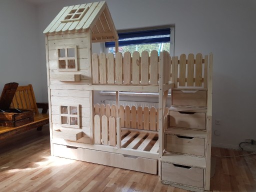 Zdjęcie oferty: Łóżko piętrowe domek drewniany niemalowane